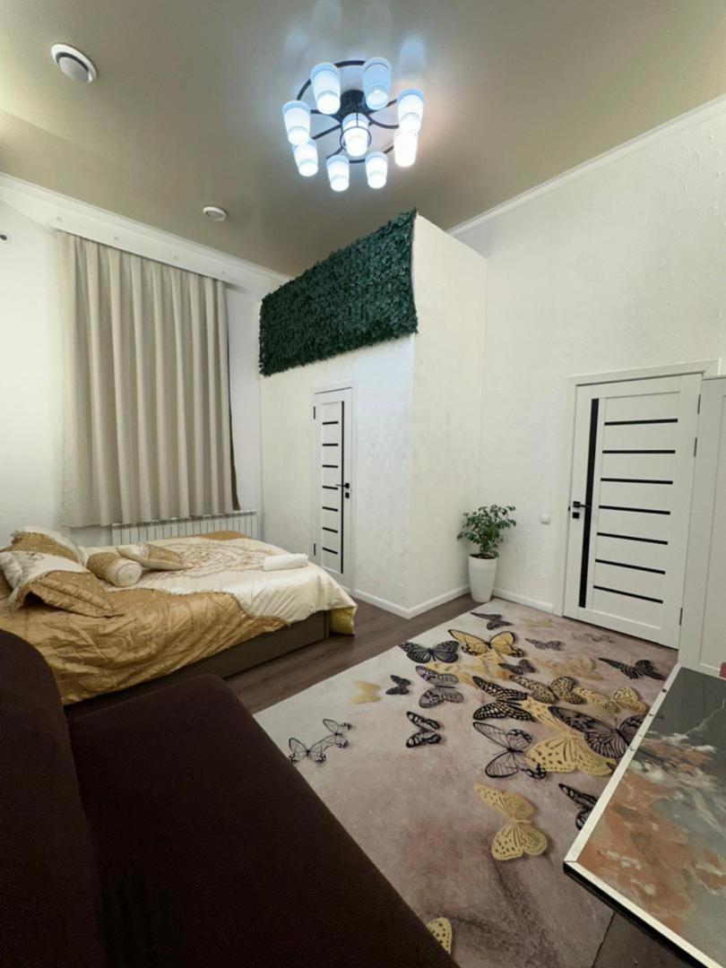 Sweet Home Hostel Bishkek Exterior foto