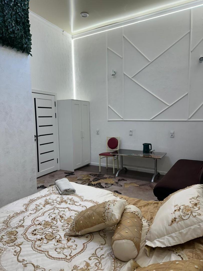Sweet Home Hostel Bishkek Exterior foto